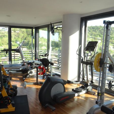 Sky Hotel Shkoder Bagian luar foto